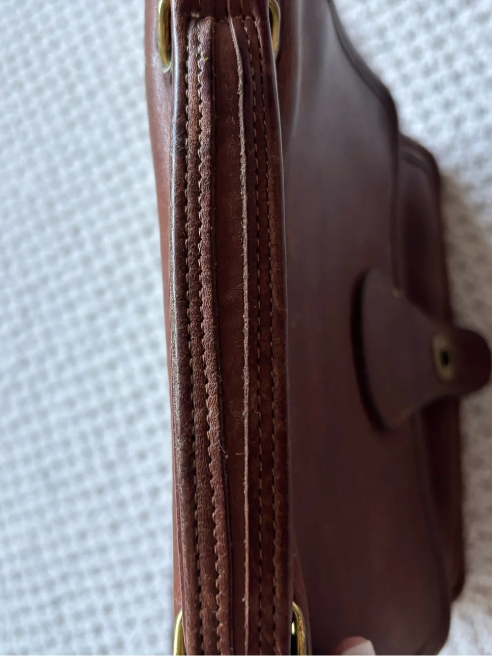 Vintage 1980s Coach burnished  Brown Leather Messenger Bag